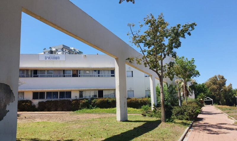 תיכון חשמונאים בבת-ים, צילום דוברות העירייה